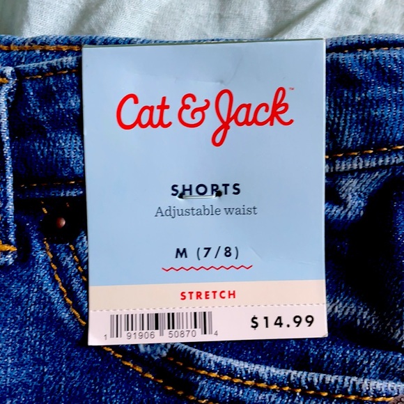 I am selling these lacey jean shorts! - Picture 3 of 3